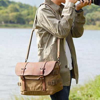 Camera Messenger Bag | Pilot